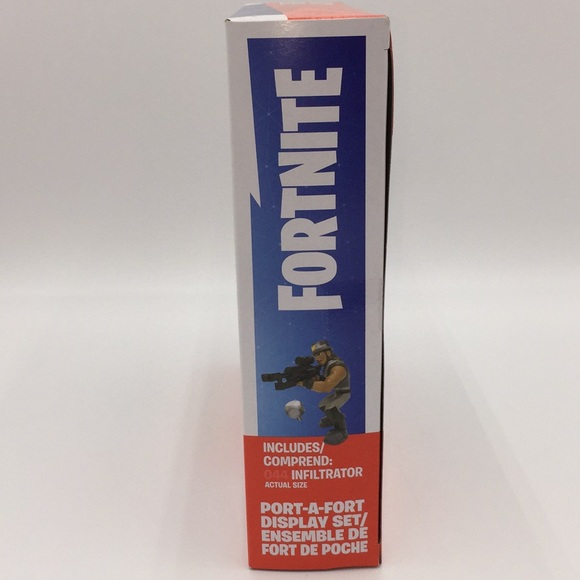 Fortnite Battle Royale Collection Infiltrator Port-A-Fort Playset Epic G… - Picture 2 of 9